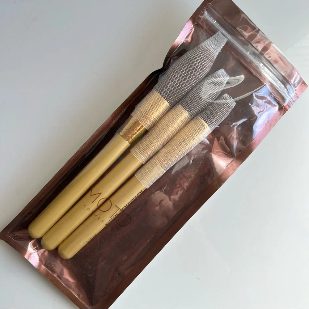M.O.T.D. Revolve Cosmetics Gold Goddess Makeup Brush 3 Set